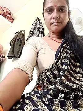 Cutreet online show from September 15, 2025, 5:19 am