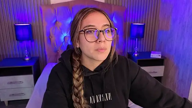 Bonnali lune online show from February 19, 2026, 7:33 pm