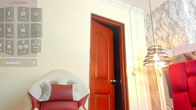 Snapshot of Sheilly_brown chatting on December 5, 2025, 8:24 am Sheilly brown online show from December 5, 2025, 8:24 am