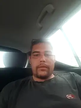 Snapshot of feehzungi0000 chatting on February 5, 2026, 8:59 pm feehzungi0000 online show from February 5, 2026, 8:59 pm