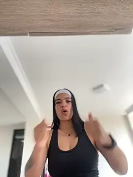 JuanitaMore01 online show from November 18, 2025, 8:12 pm