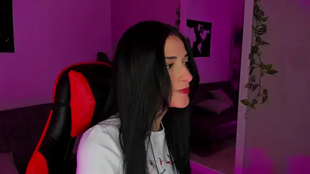 ZoeValencia1 online show from April 22, 2026, 12:45 pm