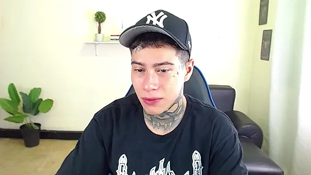 setthomas online show from November 11, 2025, 2:23 pm