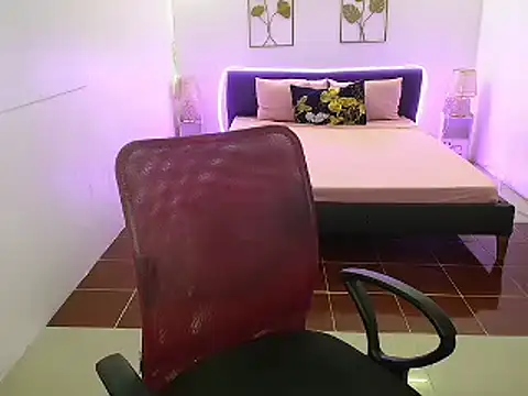 PUSSYCOCK DOLL online show from November 13, 2025, 10:57 pm