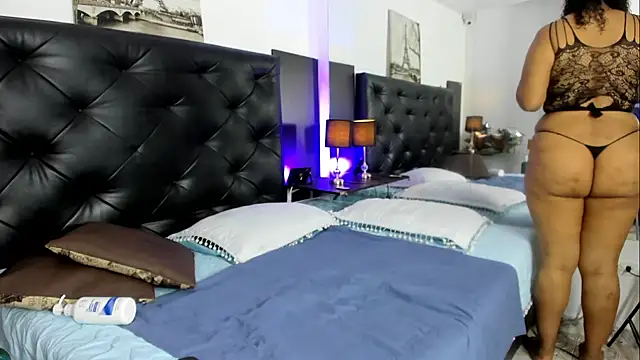 Kymy marquez online show from March 2, 2026, 8:38 pm