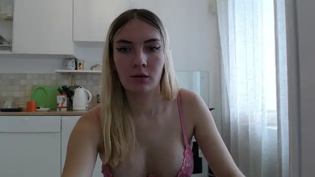 Snapshot of ProstoMaria chatting on October 11, 2025, 7:20 am ProstoMaria online show from October 11, 2025, 7:20 am