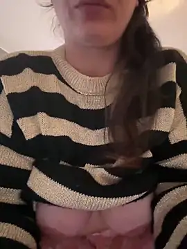 Snapshot of sabrinavogliosa chatting on February 23, 2025, 2:57 pm sabrinavogliosa online show from February 23, 2025, 2:57 pm