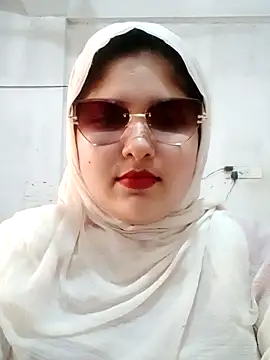 Snapshot of Nusrat-N chatting on June 17, 2026, 9:19 am Nusrat-N online show from June 17, 2026, 9:19 am