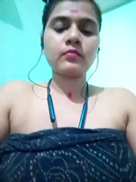 Kavya-Tiwari online show from May 16, 2026, 12:31 am