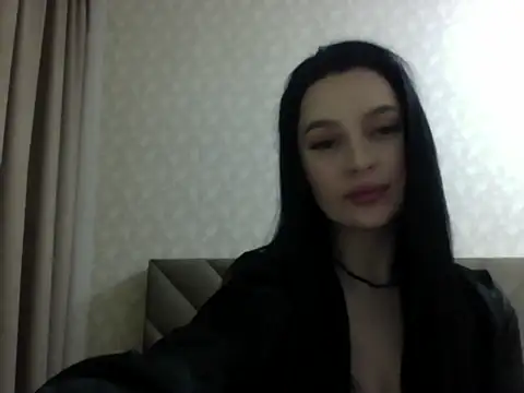 Lulii24 online show from February 8, 2026, 11:24 pm