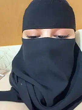  Laiali  online show from January 31, 2026, 7:12 pm