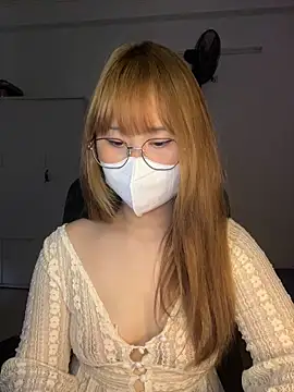 Meowyeuk6 online show from March 5, 2026, 7:16 am