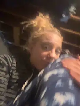 flavi1996 online show from December 4, 2025, 5:23 pm