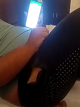 lust lovee online show from November 9, 2025, 1:37 pm