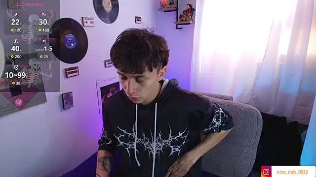 Snapshot of Nick_Bangover_ chatting on October 10, 2025, 6:09 pm Nick Bangover  online show from October 10, 2025, 6:09 pm