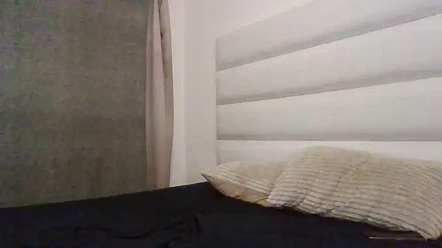 Snapshot of SexyNonnyy chatting on November 1, 2025, 6:24 pm SexyNonnyy online show from November 1, 2025, 6:24 pm