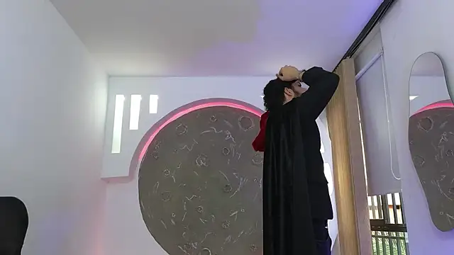 Rafael Mendezz online show from October 30, 2025, 9:22 pm