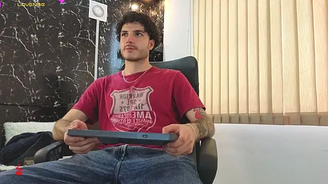 Rafael Mendezz online show from March 24, 2026, 8:31 pm