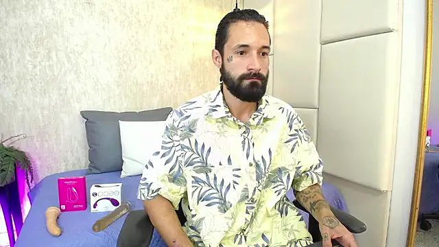 Hisoka 011 online show from March 17, 2026, 7:28 pm