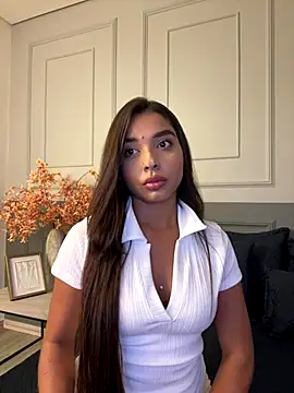 AnnyVega  online show from October 7, 2025, 10:00 pm