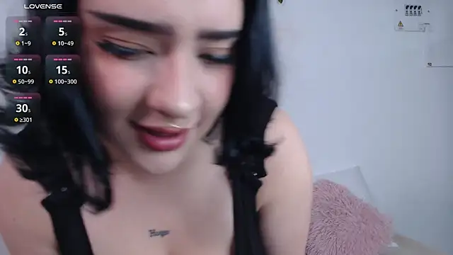 Snapshot of Annie_Villaa chatting on October 22, 2025, 11:31 am Annie Villaa online show from October 22, 2025, 11:31 am