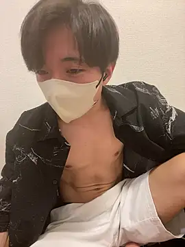 Yuma0718 online show from February 2, 2026, 12:15 pm