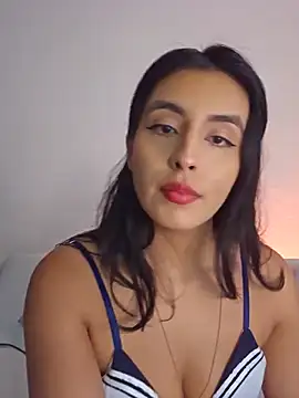 AliishaPss online show from March 15, 2026, 8:05 pm