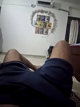 YoursThickDick online show from May 17, 2026, 8:53 pm