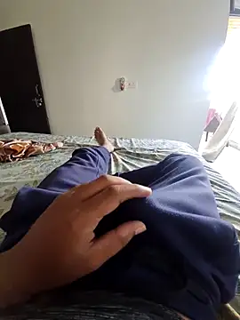 YoursThickDick online show from September 18, 2025, 3:09 am