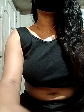 DiyaRoy49 online show from November 9, 2025, 4:44 pm