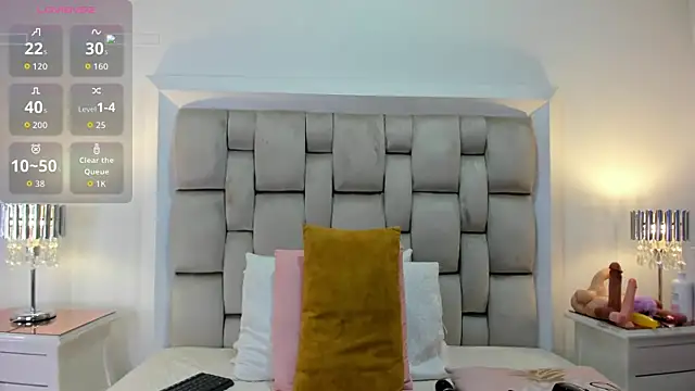 Snapshot of frehia_dimou chatting on July 3, 2026, 11:28 am frehia dimou online show from July 3, 2026, 11:28 am