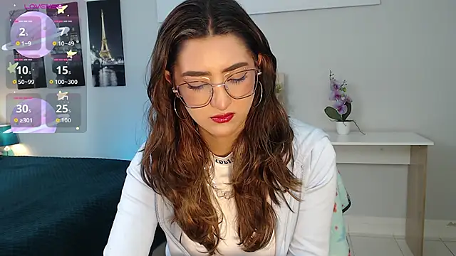 Snapshot of madame_lottie chatting on September 20, 2025, 12:32 pm madame lottie online show from September 20, 2025, 12:32 pm