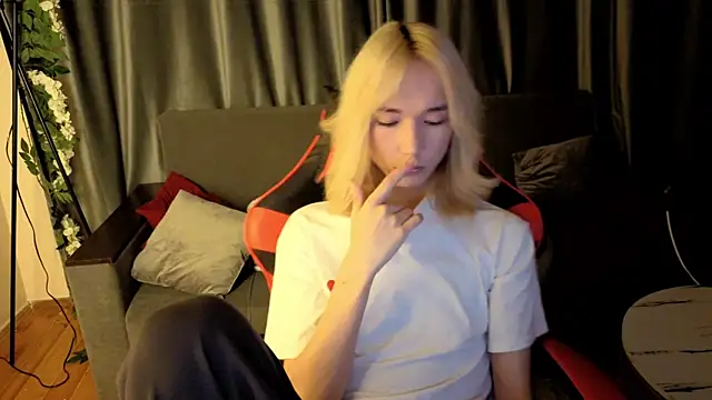 okerriella online show from January 10, 2026, 1:50 pm