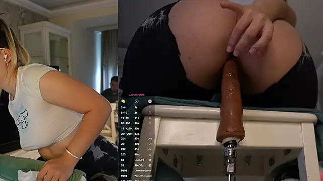 DlCKHEAD online show from October 2, 2025, 11:02 am