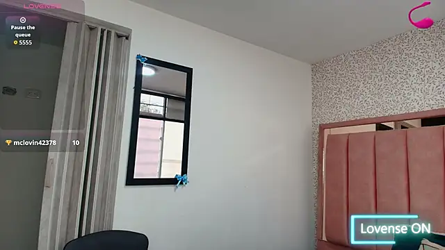 Hanna Lee   online show from March 28, 2026, 8:32 pm