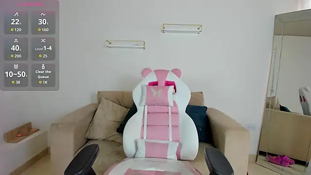 Snapshot of april_smiith chatting on February 16, 2026, 1:10 pm april smiith online show from February 16, 2026, 1:10 pm