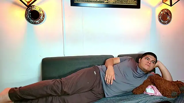 naomi campbel  online show from January 6, 2026, 8:46 pm