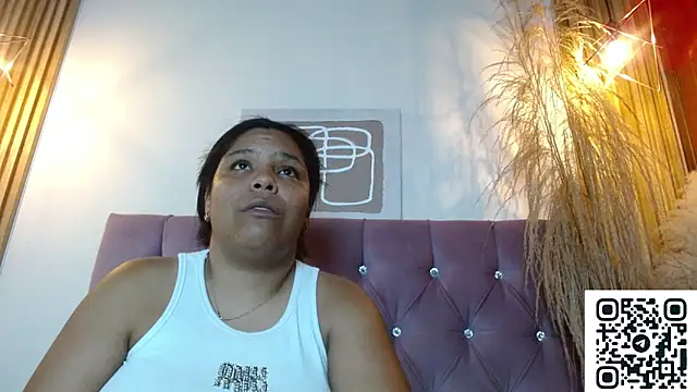 naomi campbel  online show from May 29, 2026, 1:55 am