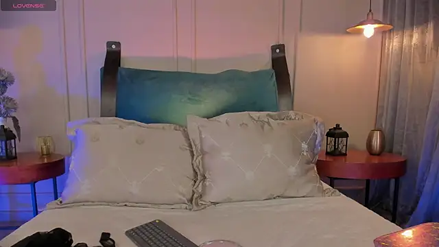 NaishaFord 1 online show from October 11, 2025, 3:07 am