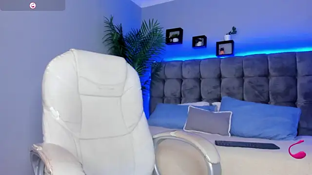 Thomas moon online show from March 14, 2026, 1:50 pm