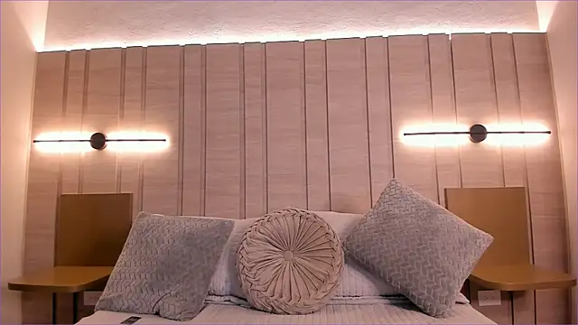 Snapshot of Isabellaroberts1 chatting on October 1, 2025, 8:35 pm Isabellaroberts1 online show from October 1, 2025, 8:35 pm