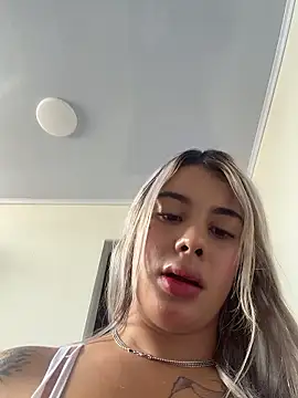 Snapshot of YouCandiSumisa chatting on January 7, 2026, 6:24 pm YouCandiSumisa online show from January 7, 2026, 6:24 pm