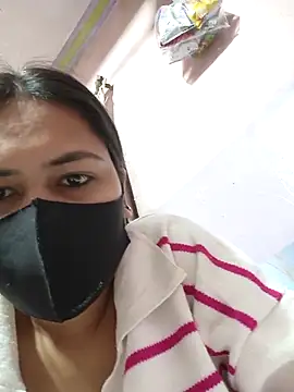 Snapshot of sanu_07 chatting on February 3, 2026, 6:40 am sanu 07 online show from February 3, 2026, 6:40 am