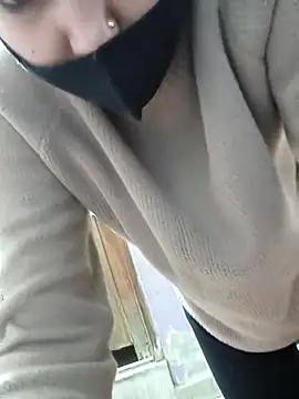 Snapshot of sanu_07 chatting on February 7, 2026, 5:04 am sanu 07 online show from February 7, 2026, 5:04 am