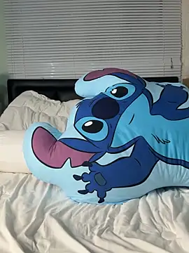 Nancymodel online show from October 31, 2025, 7:27 am