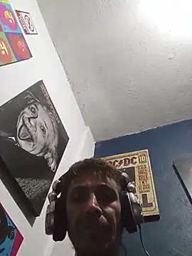 githot online show from November 1, 2025, 7:46 am