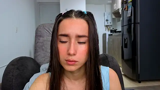 Snapshot of Adhara_Kitten chatting on May 20, 2026, 1:41 pm Adhara Kitten online show from May 20, 2026, 1:41 pm