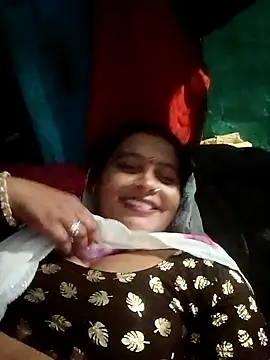 Hot komal1 online show from October 20, 2025, 4:29 pm