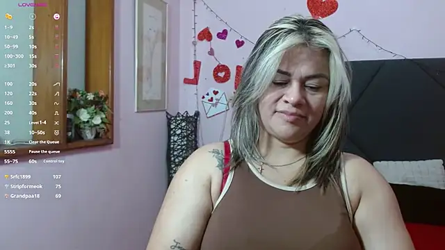 pamela echeverria online show from June 3, 2026, 2:44 pm