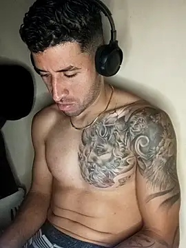 Alexsexygamer online show from November 8, 2025, 12:36 am